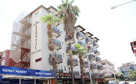 Le Moral Apart Hotel